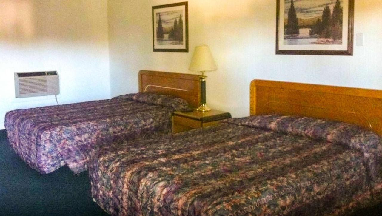 Juniper Motel Мадрас Екстериор снимка