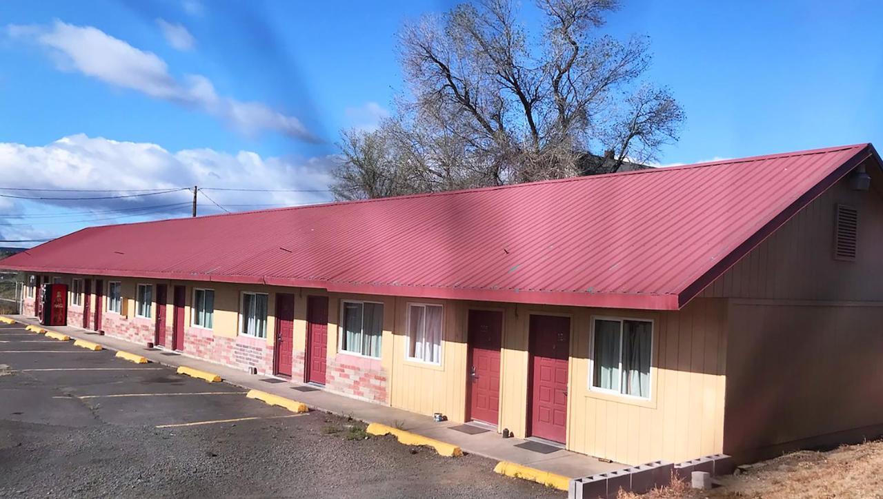 Juniper Motel Мадрас Екстериор снимка