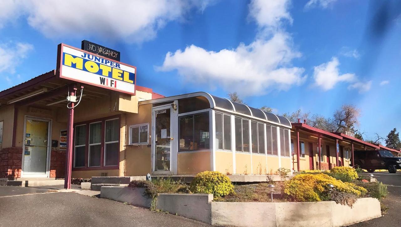 Juniper Motel Мадрас Екстериор снимка