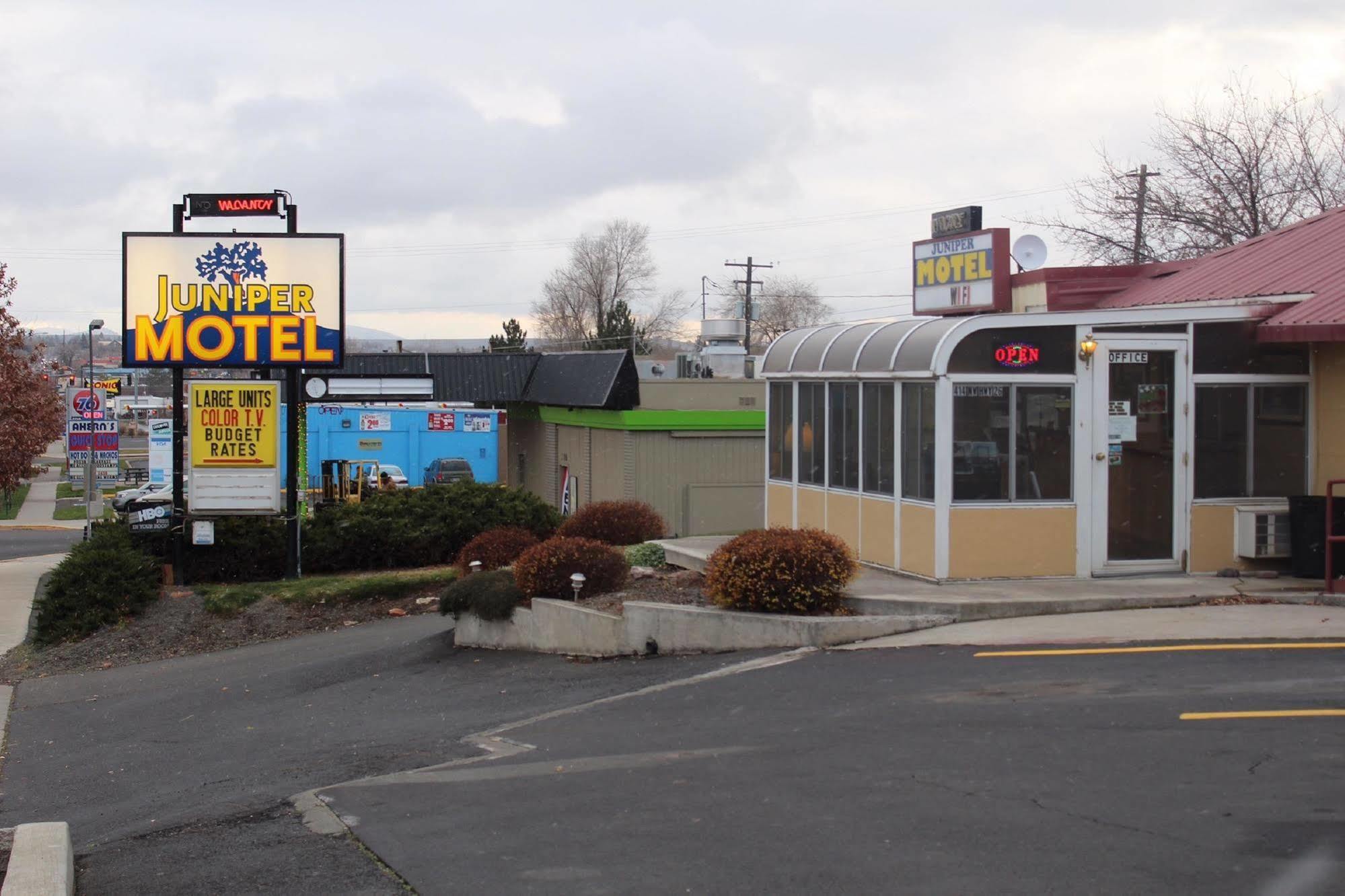 Juniper Motel Мадрас Екстериор снимка